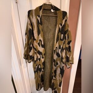 Camo print, oversized cardigan, dry clean only
